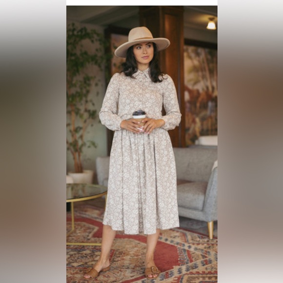 Dainty Jewells Dresses & Skirts - Dainty Jewells Beige Floral Long Sleeve Midi Dress